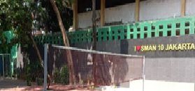 LAPANGAN BULU TANGKIS