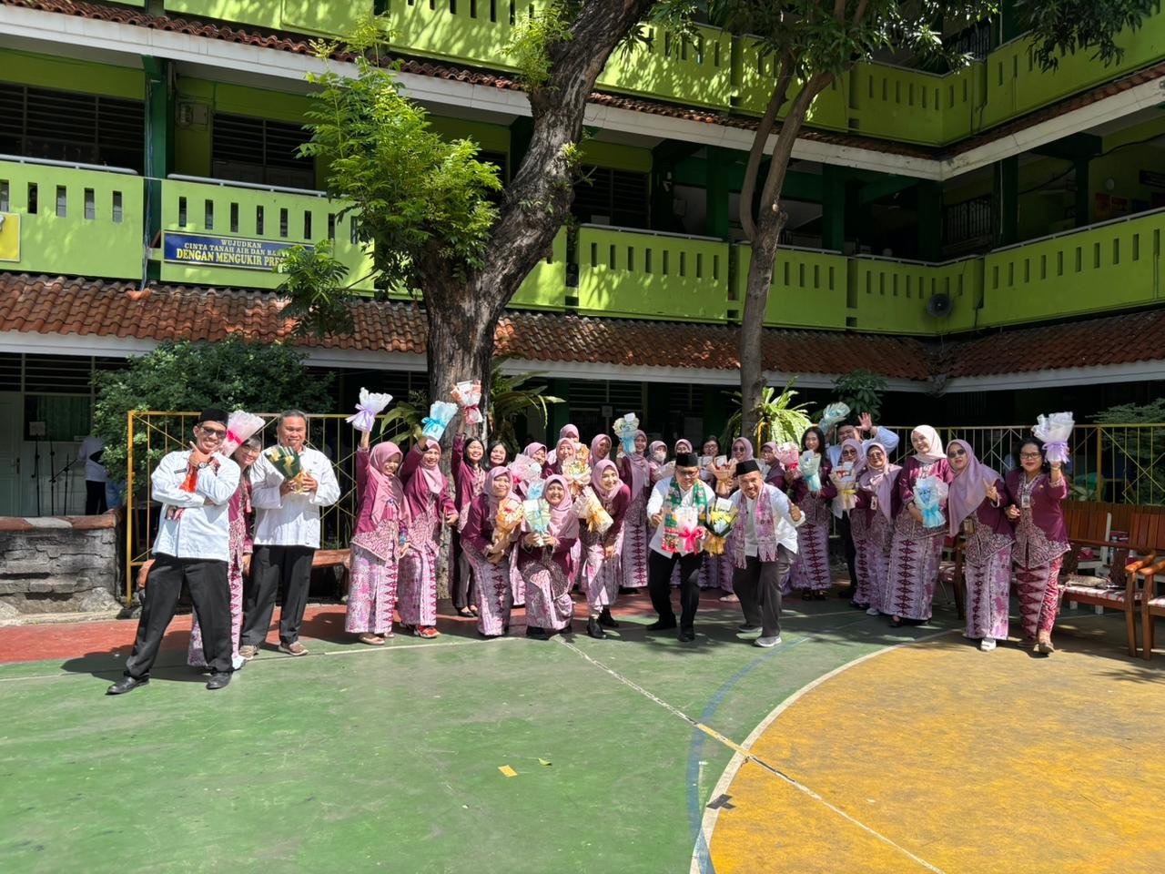 WhatsApp Image 2025-11-25 at 09.27.03