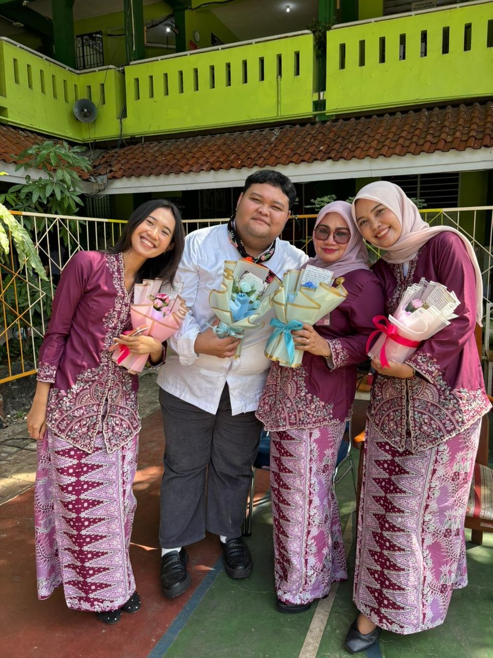 WhatsApp Image 2025-11-25 at 09.27.00 (1)