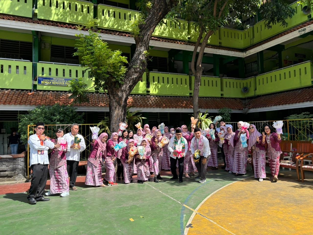 WhatsApp Image 2025-11-25 at 09.27.00